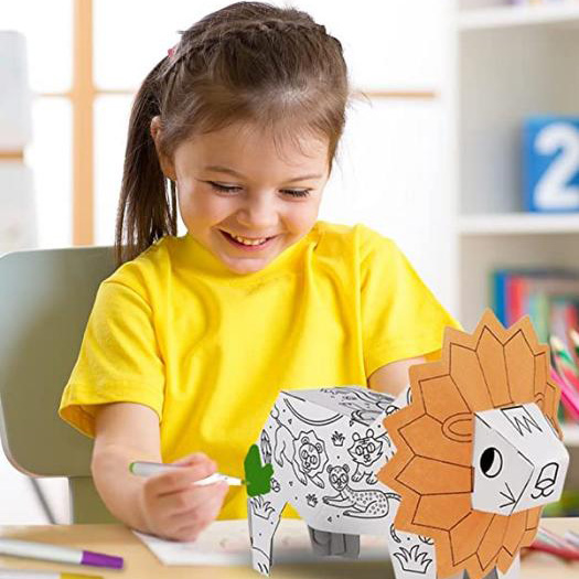 子どもたちがDIYの教育玩具で遊ぶことを奨励することの重要性は何ですか？